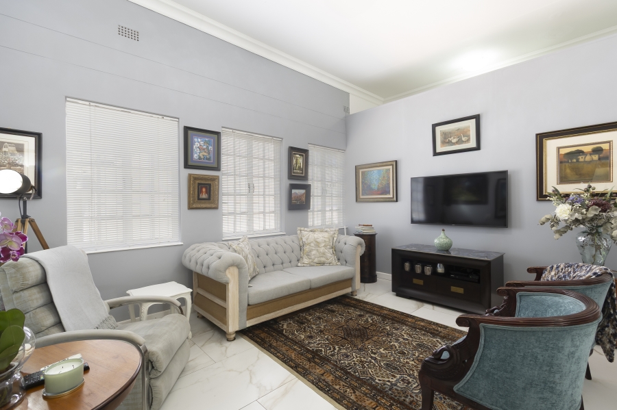 1 Bedroom Property for Sale in Onder Papegaaiberg Western Cape